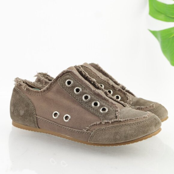 VTG Lucky Brand Womens Sneaker Size 7 Tan Suede Laceless Slip On Frayed Shoes 90 - Picture 12 of 12